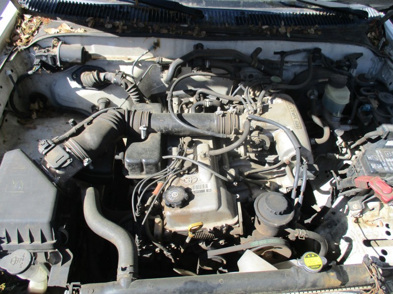 1998 Toyota Tacoma White Std Cab 2 4l Mt 2wd Z16240 Rancho Toyota Recycling