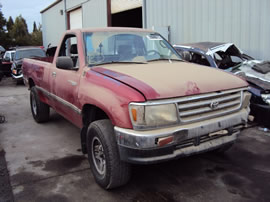 1995 TOYOTA TRUCK T100 REGULAR CAB DLX MODEL 3.4L V6 AT 4X4 COLOR RED Z14591