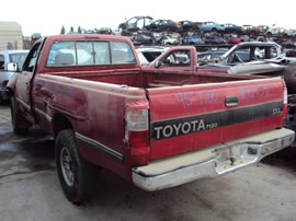 1995 TOYOTA TRUCK T100 REGULAR CAB DLX MODEL 3.4L V6 AT 4X4 COLOR RED Z14591