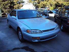 1996 TOYOTA CAMRY 4 DOOR SEDAN LE MODEL 2.2L AT FWD COLOR BLUE Z14599