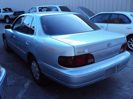 1996 TOYOTA CAMRY 4 DOOR SEDAN LE MODEL 2.2L AT FWD COLOR BLUE Z14599