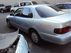 1996 TOYOTA CAMRY 4 DOOR SEDAN LE MODEL 2.2L AT FWD COLOR BLUE Z14599