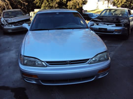 1996 TOYOTA CAMRY 4 DOOR SEDAN LE MODEL 2.2L AT FWD COLOR BLUE Z14599