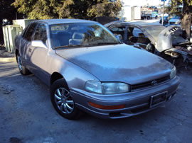 1994 TOYOTA CAMRY LE MODEL 4 DOOR SEDAN 2.2L AT FWD COLOR PURPLE Z14604