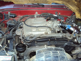 1992 TOYOTA TRUCK DLX MODEL REGULAR CAB 3.0L V6 MT 4X4 COLOR RED Z14606