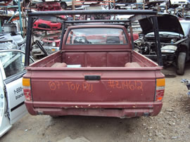 1987 TOYOTA PICK UP STD MODEL REGULAR CAB 2.4L CARBURETOR MT 2WD COLOR MAROON Z14612