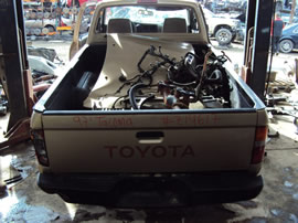 1997 TOYOTA TACOMA PICK UP REGULAR CAB DLX MODEL 2.4L AT 2WD COLOR GOLD Z14617