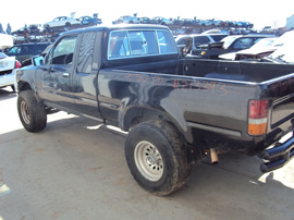 1991 TOYOTA PICK UP XTRA CAB DELUXE MODEL 3.0L V6 AT 4X4 COLOR BLACK  STK Z13393