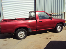 1992 TOYOTA PICK UP REGULAR CAB STANDARD MODEL 2.4L EFI MT 2WD COLOR RED STK Z13394