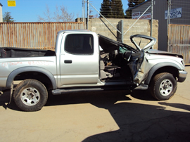 2001 TOYOTA TACOMA SR5 DLX MODEL 4 DOOR DOUBLE CAB 3.4L V6 AT 4X4 COLOR SILVER STK Z13395