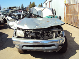 2001 TOYOTA TACOMA SR5 DLX MODEL 4 DOOR DOUBLE CAB 3.4L V6 AT 4X4 COLOR SILVER STK Z13395