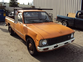 1979 TOYOTA PICK UP REGULAR CAB STD MODEL 2.4L CARBURETOR  MT 4SPEED 2WD COLOR ORANGE Z14622