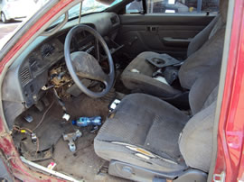 1993 TOYOTA PICK UP TRUCK XTRA CAB DLX MODEL 3.0L V6 MT 4X4 COLOR RED Z14624