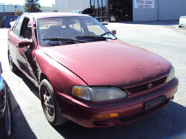 1995 TOYOTA CAMRY 4 DOOR SEDAN LE MODEL 3.0L V6 AT FWD COLOR RED Z14632