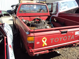 1985 TOYOTA PICK UP TRUCK REGULAR CAB STANDARD MODEL 2.4L CARBURETOR MT 4 SPEED 2WD COLOR RED Z14634