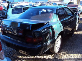 1995 TOYOTA CAMRY 4 DOOR SEDAN LE MODEL 2.2L AT FWD COLOR GREEN Z14646