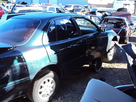 1995 TOYOTA CAMRY 4 DOOR SEDAN LE MODEL 2.2L AT FWD COLOR GREEN Z14646