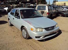 2001 TOYOTA COROLLA 4 DOOR SEDAN CE MODEL 1.8L AT FWD COLOR SILVER Z14651