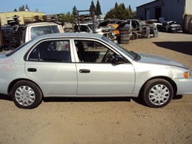 2001 TOYOTA COROLLA 4 DOOR SEDAN CE MODEL 1.8L AT FWD COLOR SILVER Z14651