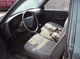 1993 TOYOTA PICK UP STANDARD MODEL REGULAR CAB 2.4L EFI 4CYL MT 5SPD 2WD COLOR GREEN STK Z13407
