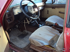 1986 TOYOTA 4 RUNNER 2 DOOR DELUXE MODEL 2.4L EFI AT 4X4 WITH MANUAL LOCKING HUBS COLOR RED STK Z13411