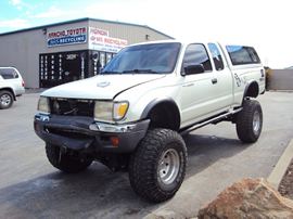 1998 TOYOTA TACOMA XTRA CAB DELUXE MODEL WITH TRD PACKAGE 3.4L V6 MT 4X4 WITH REAR DIFF LOCK COLOR WHITE STK Z13413