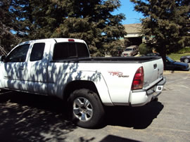 2005 TOYOTA TACOMA XTRA CAB PRE RUNNER SR5 WITH TRD PACKAGE 4.0L V6 AT 2WD COLOR WHITE Z14674