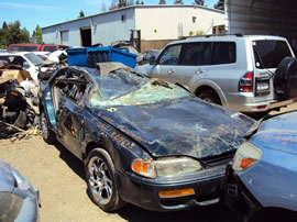 1996 TOYOTA CAMRY 4 DOOR SEDAN LE MODEL 2.2L CALIFORNIA EMISSIONS AT FWD COLOR GREEN  Z14675