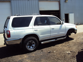 1997 TOYOTA 4 RUNNER SUV SR5 MODEL 3.4L V6 AT 4X4 COLOR WHITE STK Z13428