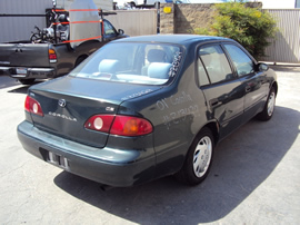 2001 TOYOTA COROLLA 4 DOOR SEDAN CE MODEL 1.8L AT FWD COLOR GREEN STK Z13429