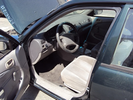 2001 TOYOTA COROLLA 4 DOOR SEDAN CE MODEL 1.8L AT FWD COLOR GREEN STK Z13429