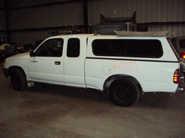 1997 TOYOTA TACOMA XTRA CAB DLX MODEL 2.4L AT 2WD COLOR WHITE STK Z13433