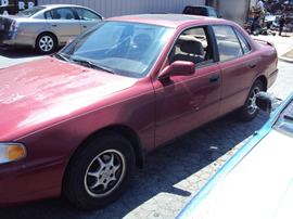 1995 TOYOTA CAMRY 4 DOOR SEDAN LE MODEL 2.2L AT FWD COLOR RED STK Z13436