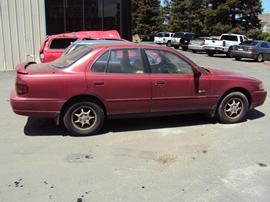 1995 TOYOTA CAMRY 4 DOOR SEDAN LE MODEL 2.2L AT FWD COLOR RED STK Z13436