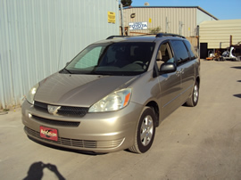 2004 TOYOTA SIENNA VAN LE MODEL 3.3L V6 AT FWD COLOR GOLD STK Z13439