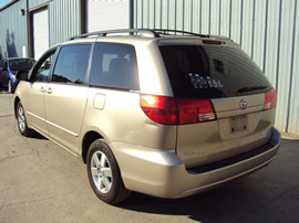 2004 TOYOTA SIENNA VAN LE MODEL 3.3L V6 AT FWD COLOR GOLD STK Z13439