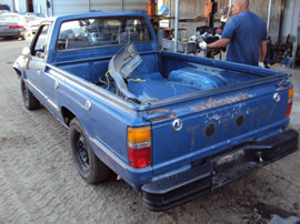 1987 TOYOTA PICKUP TRUCK REGULAR CAB SHORT BED STD MODEL 2.4L CARB MT 4 SPEED 2WD COLOR BLUE Z14689