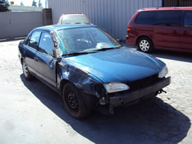 1998 TOYOTA COROLLA 4 DOOR SEDAN CE MODEL 1.8L AT WITH OVERDRIVE COLOR BLUE Z14691