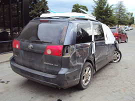 2006 TOYOTA SIENNA VAN 5 DOOR XLE MODEL 3.3L V6 AT FWD COLOR GRAY Z14693