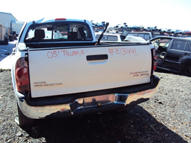2005 TOYOTA TACOMA 4 DOOR EXTENDED CAB SHORT BED  PRE-RUNNER 4.0L AT 2WD COLOR WHITE STK Z13441