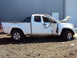 2005 TOYOTA TACOMA 4 DOOR EXTENDED CAB SHORT BED  PRE-RUNNER 4.0L AT 2WD COLOR WHITE STK Z13441