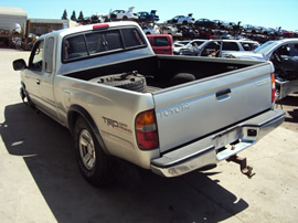 2000 TOYOTA TACOMA XTRA CAB PRE-RUNNER MODEL WITH TRD OPTION 3.4L V6  AT 2WD COLOR SILVER STK Z13447