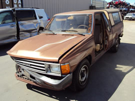 1987 TOYOTA PICK UP TRUCK XTRA CAB SR5 MODEL 2.4L EFI AT 2WD COLOR BROWN Z14697