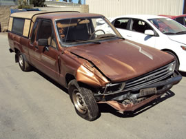1987 TOYOTA PICK UP TRUCK XTRA CAB SR5 MODEL 2.4L EFI AT 2WD COLOR BROWN Z14697