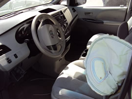 2011 TOYOTA SIENNA VAN 5 DOOR  LE MODEL 3.5L V6 AT AWD COLOR SILVER Z14700