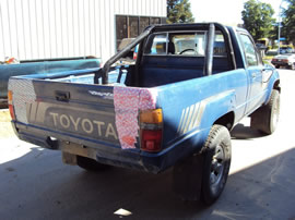 1987 TOYOTA PICK UP TRUCK SR5 MODEL REGULAR CAB 2.4L EFI MT 4X4 COLOR BLUE Z13458