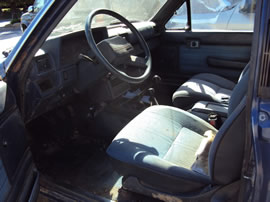 1987 TOYOTA PICK UP TRUCK SR5 MODEL REGULAR CAB 2.4L EFI MT 4X4 COLOR BLUE Z13458