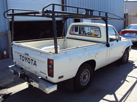 1981 TOYOTA PICK UP TRUCK REGULAR CAB 2.4L CARBURETOR MT 5SPEED 2WD COLOR WHITE Z13465