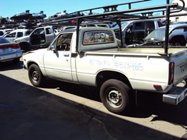 1981 TOYOTA PICK UP TRUCK REGULAR CAB 2.4L CARBURETOR MT 5SPEED 2WD COLOR WHITE Z13465