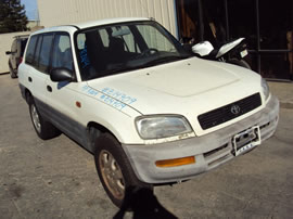 1997 TOYOTA RAV4 4 DOOR STD MODEL 2.0L MT AWD WITH DIFF LOC COLOR WHITE Z14709